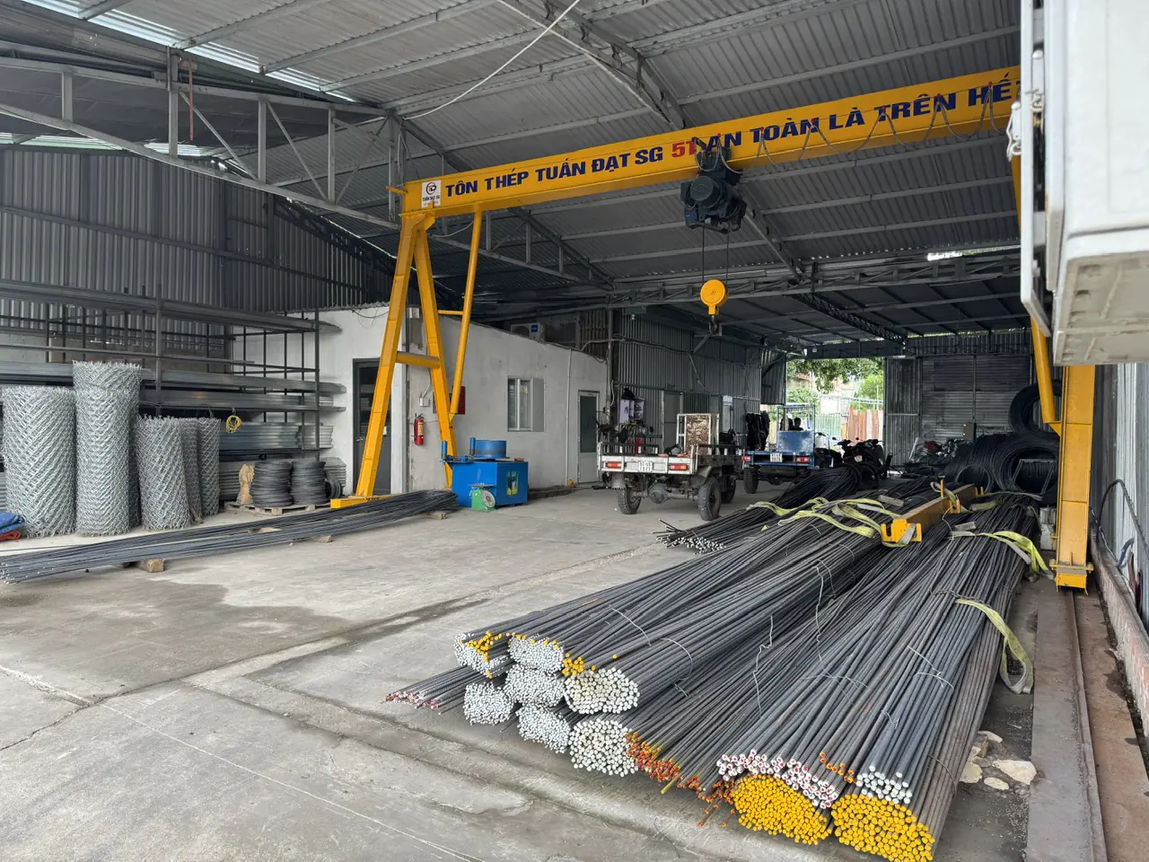 Kho thép cây việt nhật